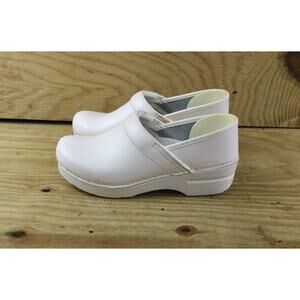 Dansko Clogs Womens 39 White Leather Professional Box  Mules Comfort Nursing